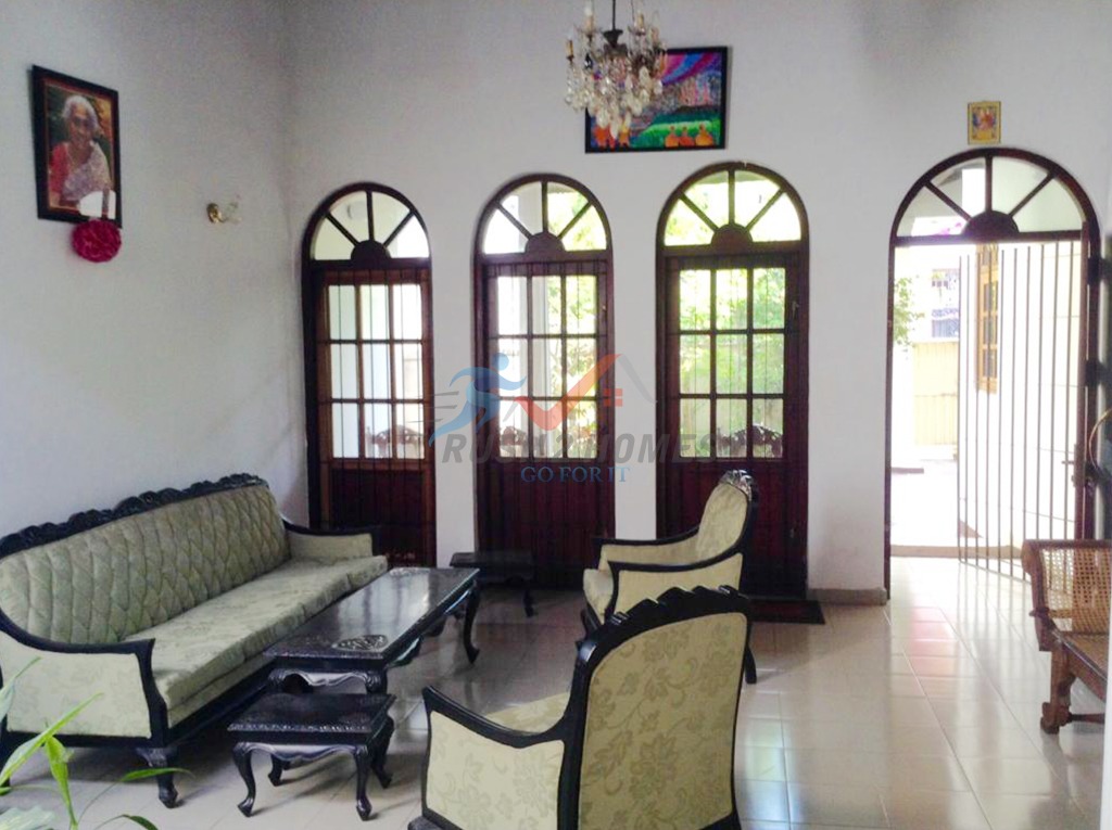 Architecturally designed Bungalow House for Sale in Pelawatte-Battaramulla: